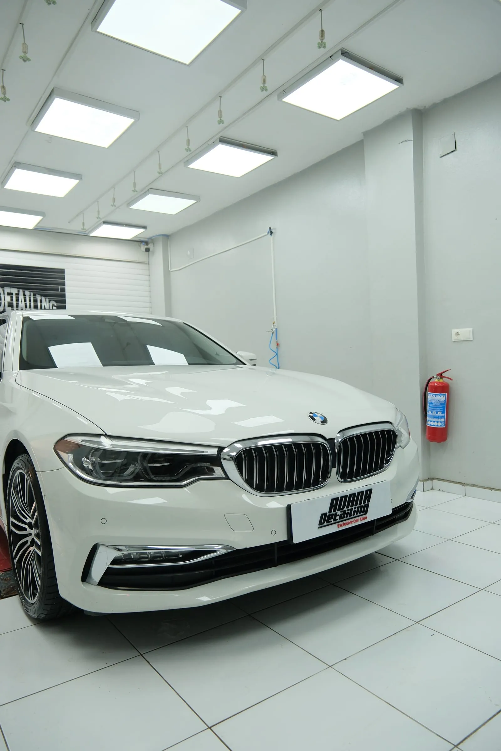 Guardlab PPF uygulanmış araç — ön görünüm